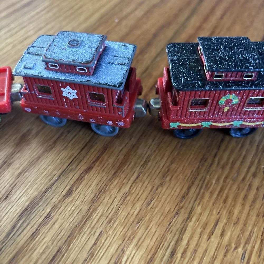 Thomas &‎ Friends Collections Train 2006 Limited Cars Holidays Christmas Easter